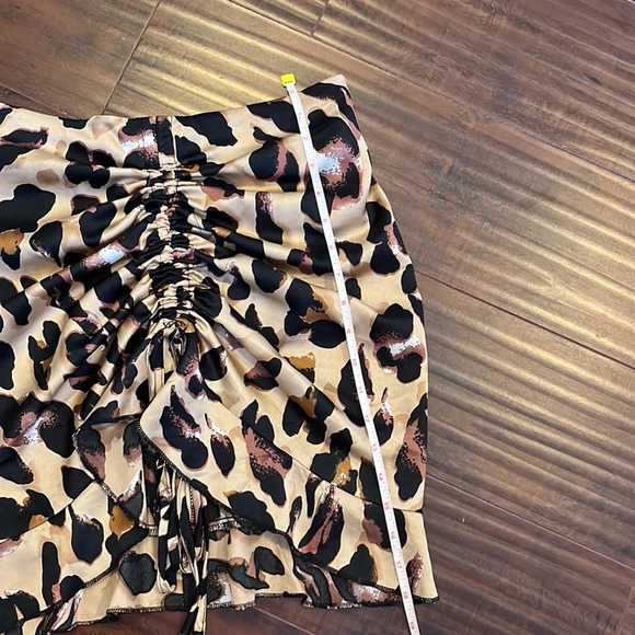 Leopard Skirt size small high low style mini skirt high low skirt brown leopard - Picture 7 of 10